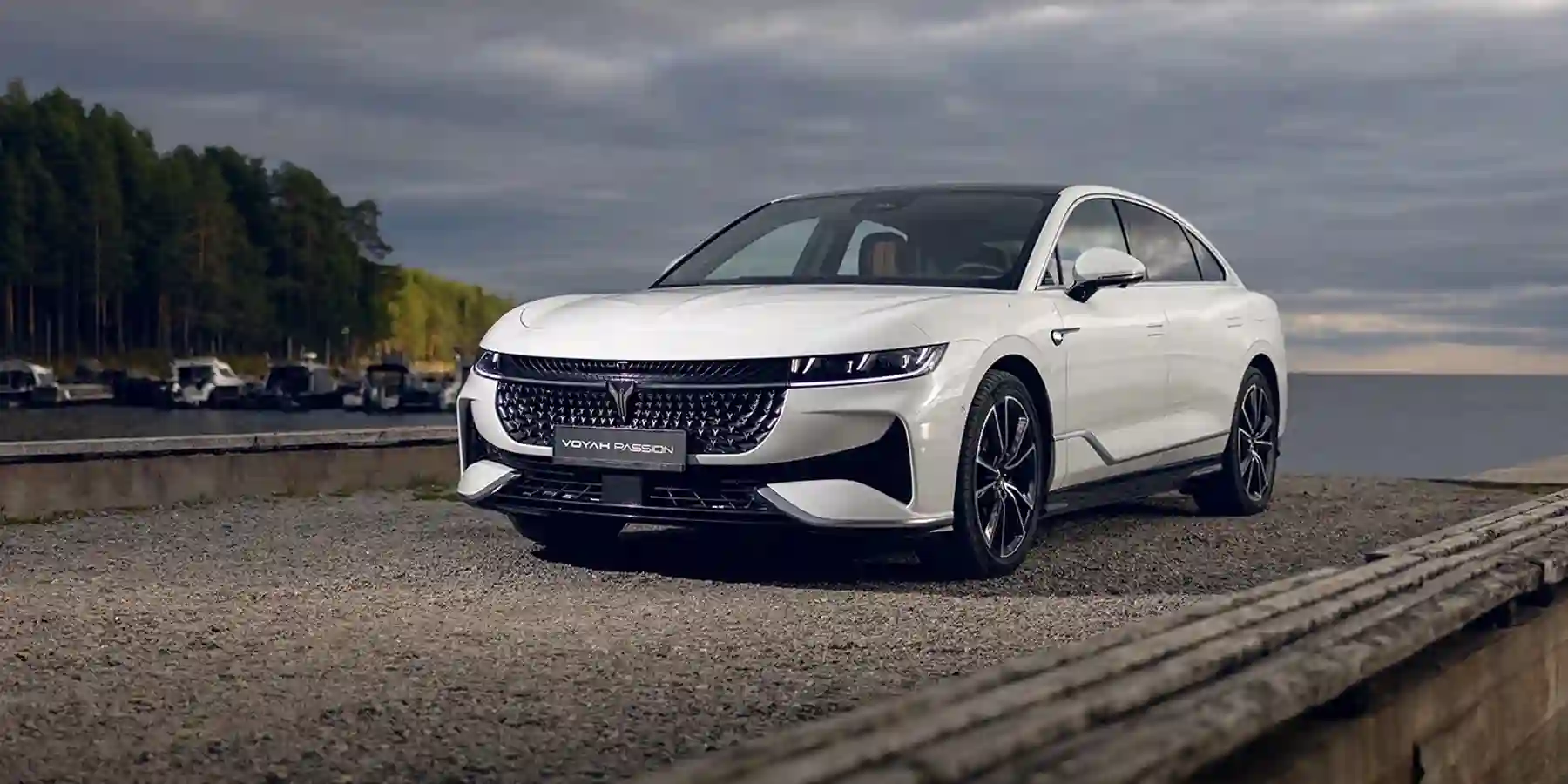 Новость VOYAH (НА ПУСТОМ БАКЕ. МЫ ИСПЫТАЛИ НОВЫЙ VOYAH PASSION EVR РОССИЙСКОЙ СБОРКИ)